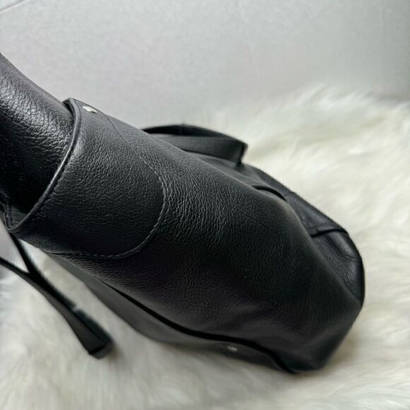 Coach Mickie Pebbled Leather Tote Bag Black - Picture 5 of 13